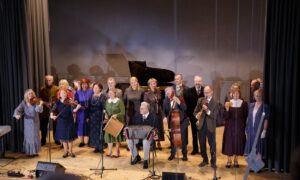 „Iš širdies į širdį“ – romansų popietėje susitiko muzika, bendrystė